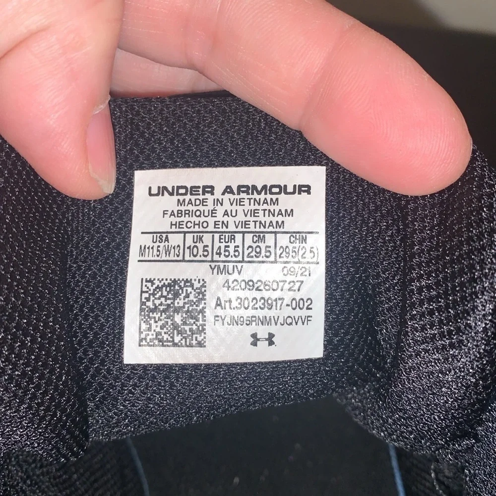 Under Armour‎ SC 3ZERO IV Men's Athletic Shoes Sneaker Size 11.5.